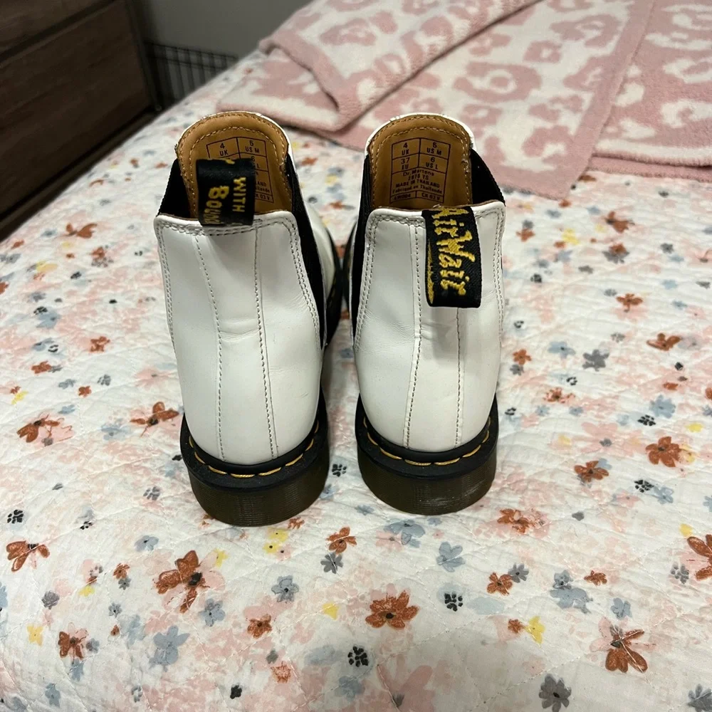 Doc Marten Chelsea boots - Picture 3 of 5